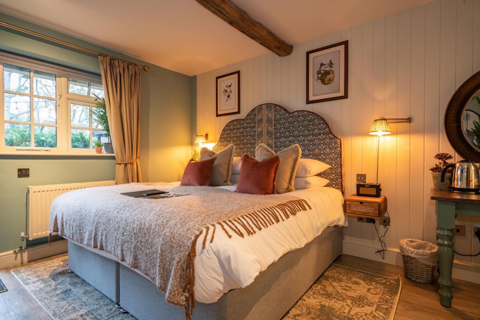 4 Family Hotels Near Wakehurst Place Worth Booking
