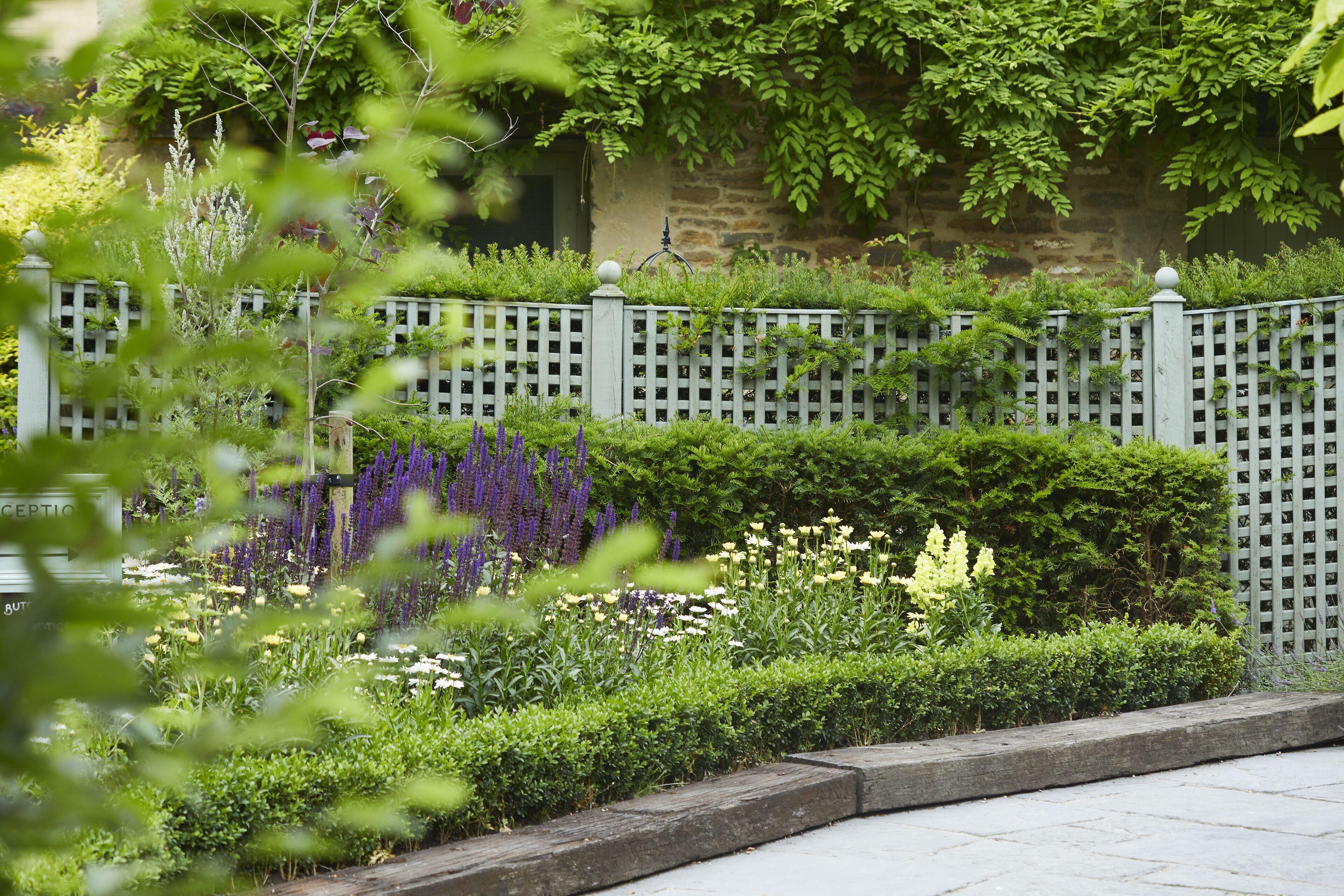 4 Romantic Hotels Near Manor House Golf Club That Stand Out
