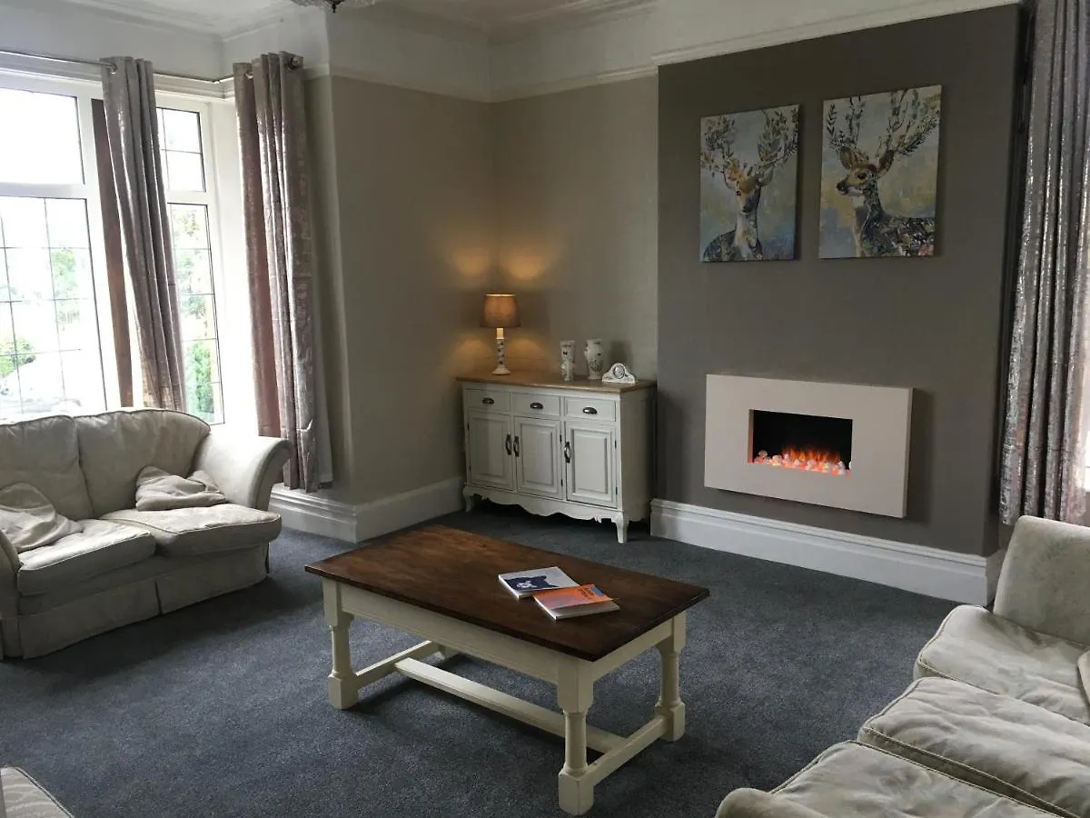5 Solo Traveller Hotels in Cheshire That Are Worth Booking