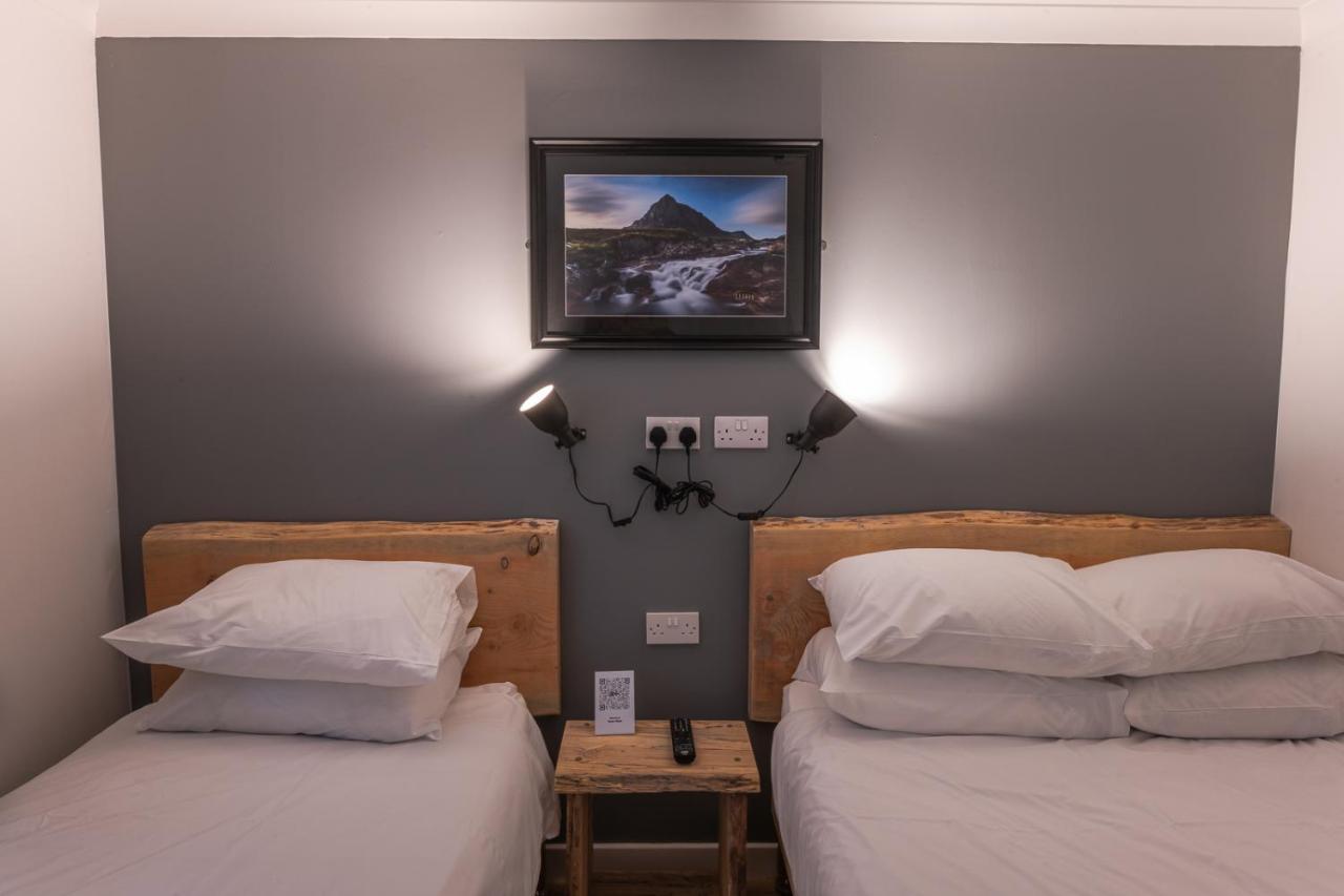 4 Family Hotels Near Glencoe Folk Museum Worth Booking