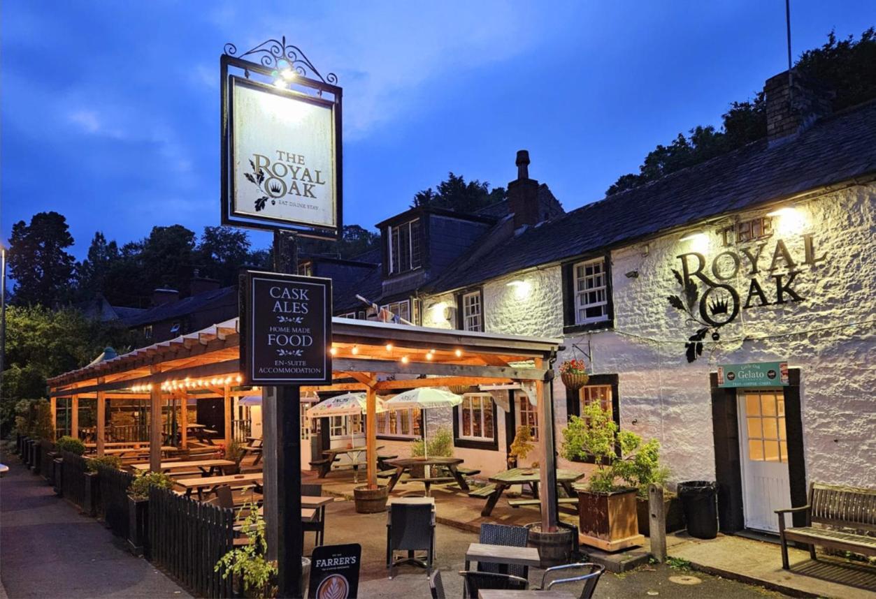 9 Top-Rated Romantic Hotels In Cumbria For Couples